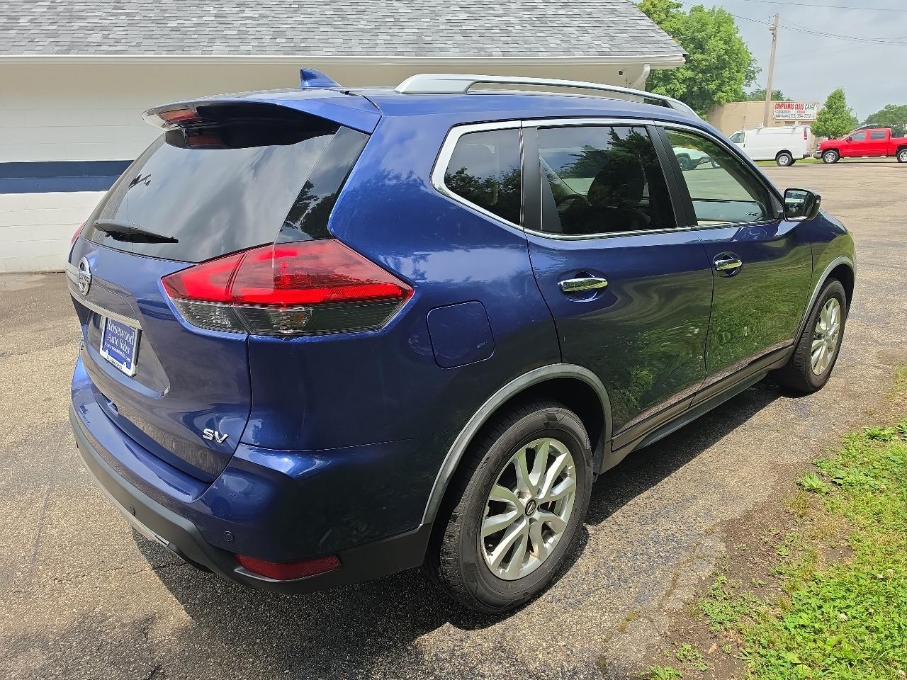 Nissan Rogue FWD SV 2020