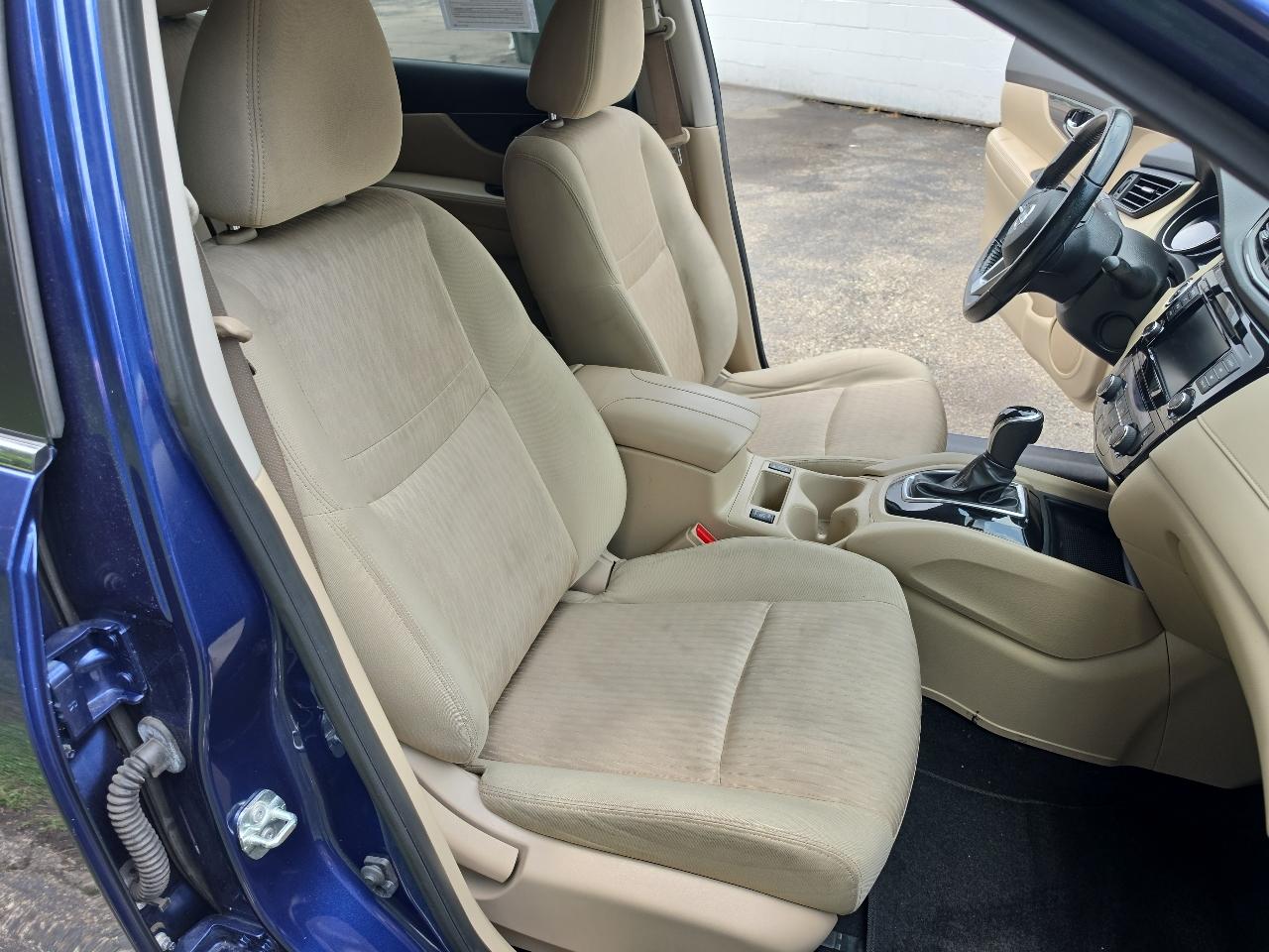 Nissan Rogue FWD SV 2020