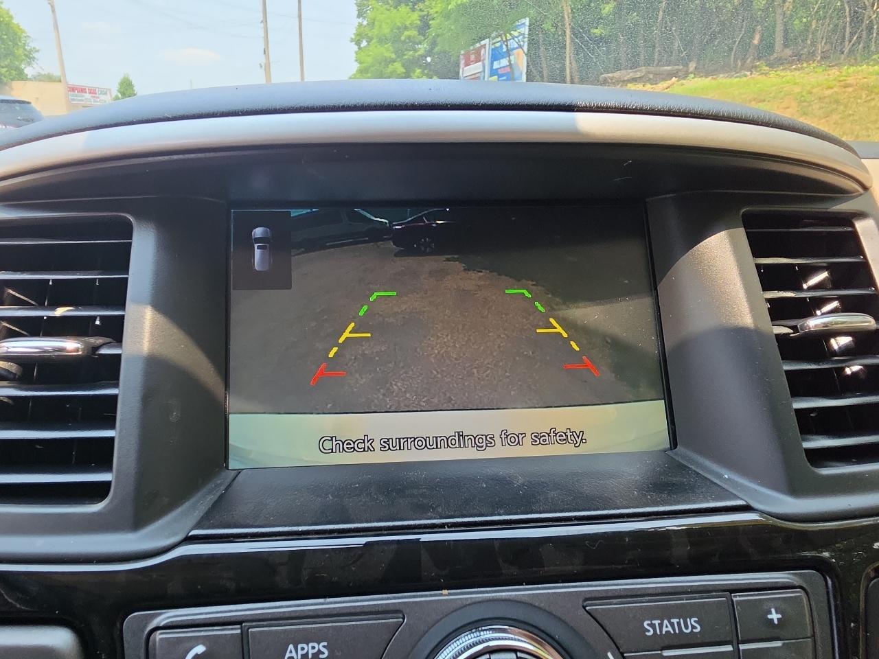 Nissan Pathfinder 4x4 SV 2019