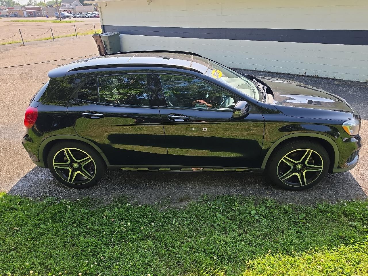 Mercedes-Benz GLA GLA 250 4MATIC SUV 2017