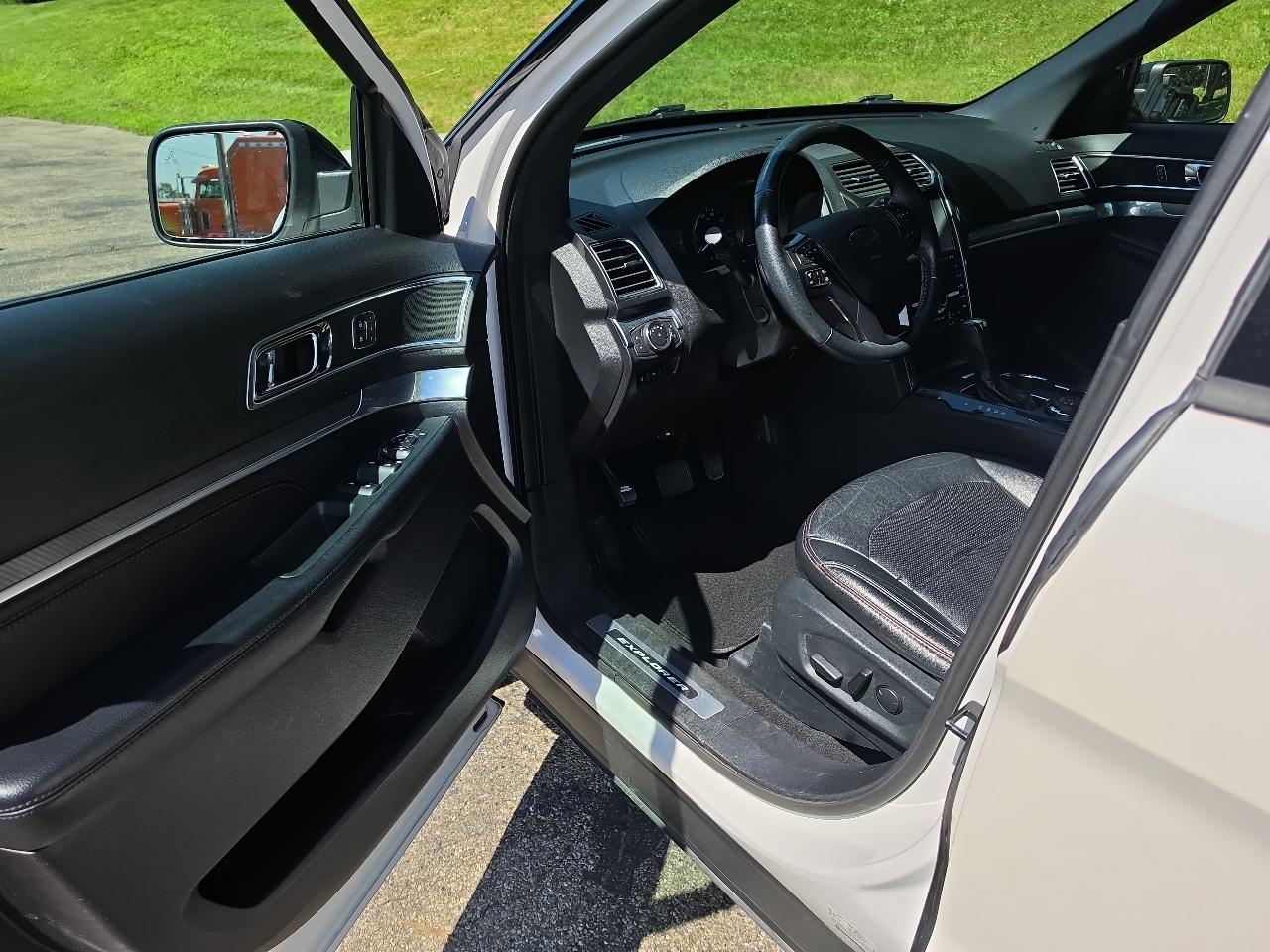 Ford Explorer Sport 4WD 2019