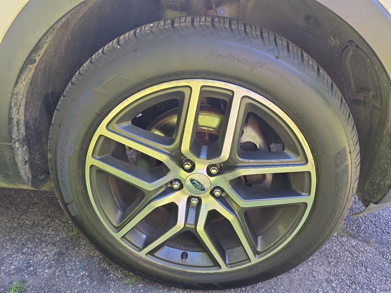 Ford Explorer Sport 4WD 2019