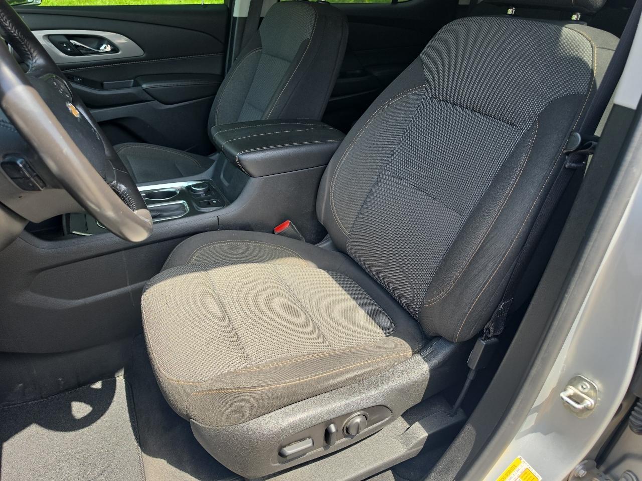 Chevrolet Traverse AWD 4dr LT Cloth w/1LT 2019