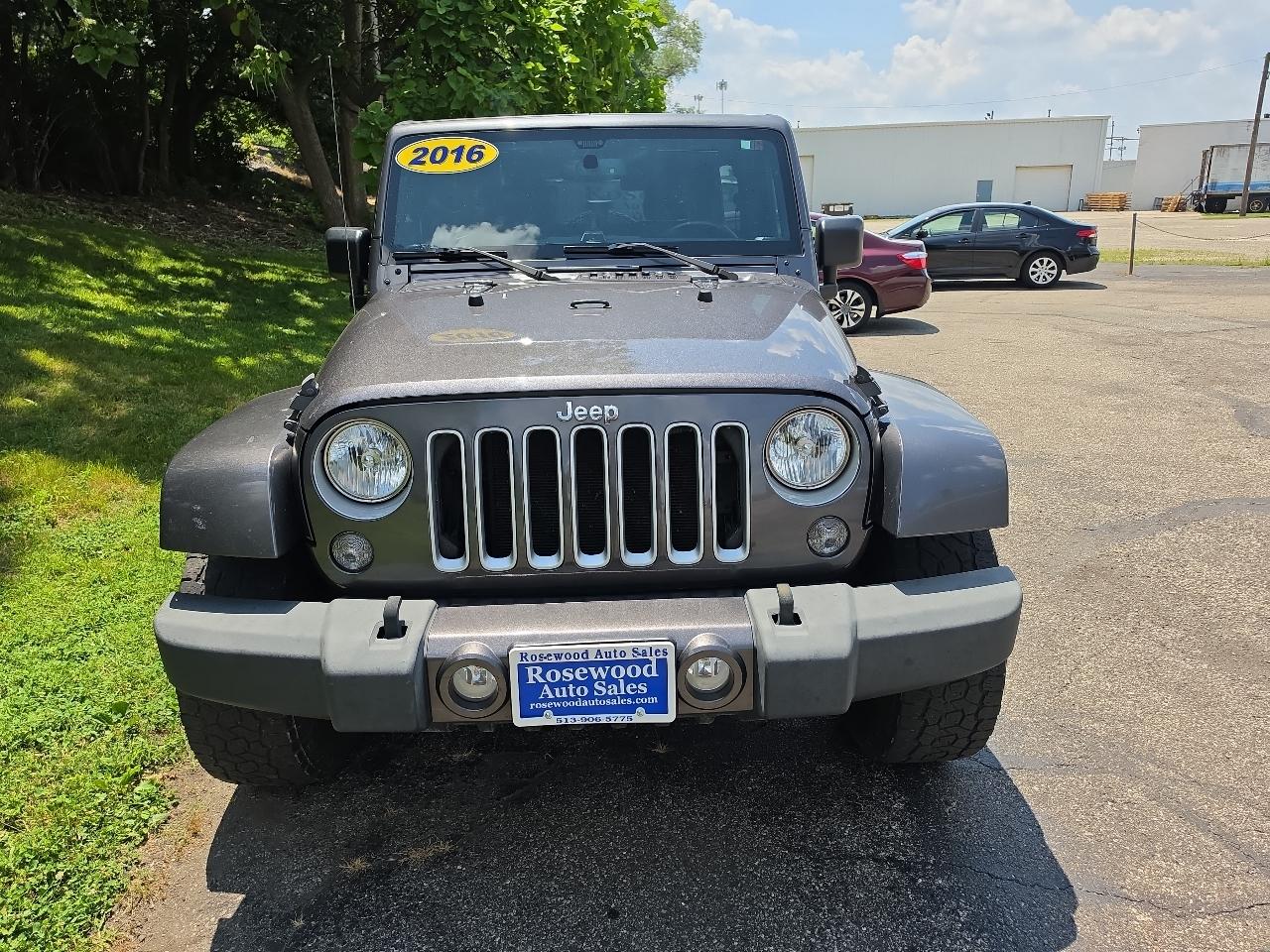 Jeep Wrangler Unlimited 4WD 4dr Sahara 2016
