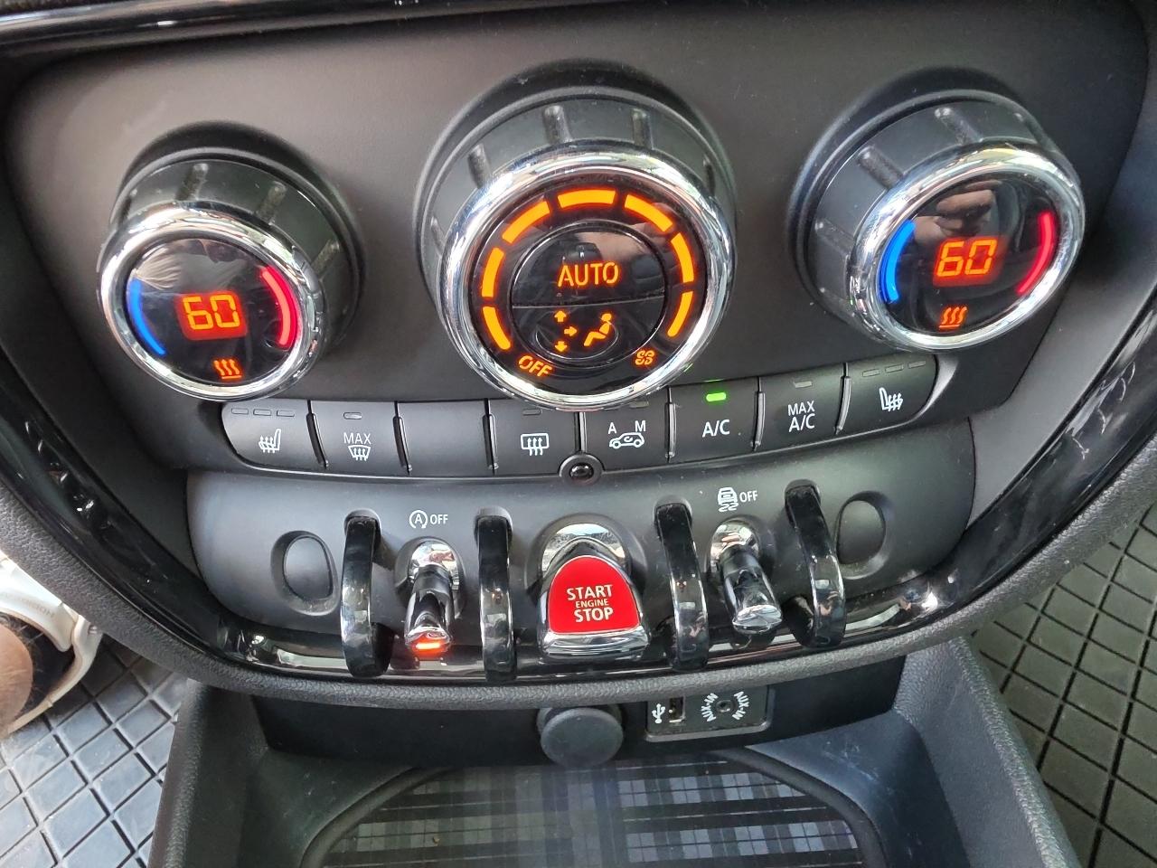 MINI Clubman Cooper ALL4 2017