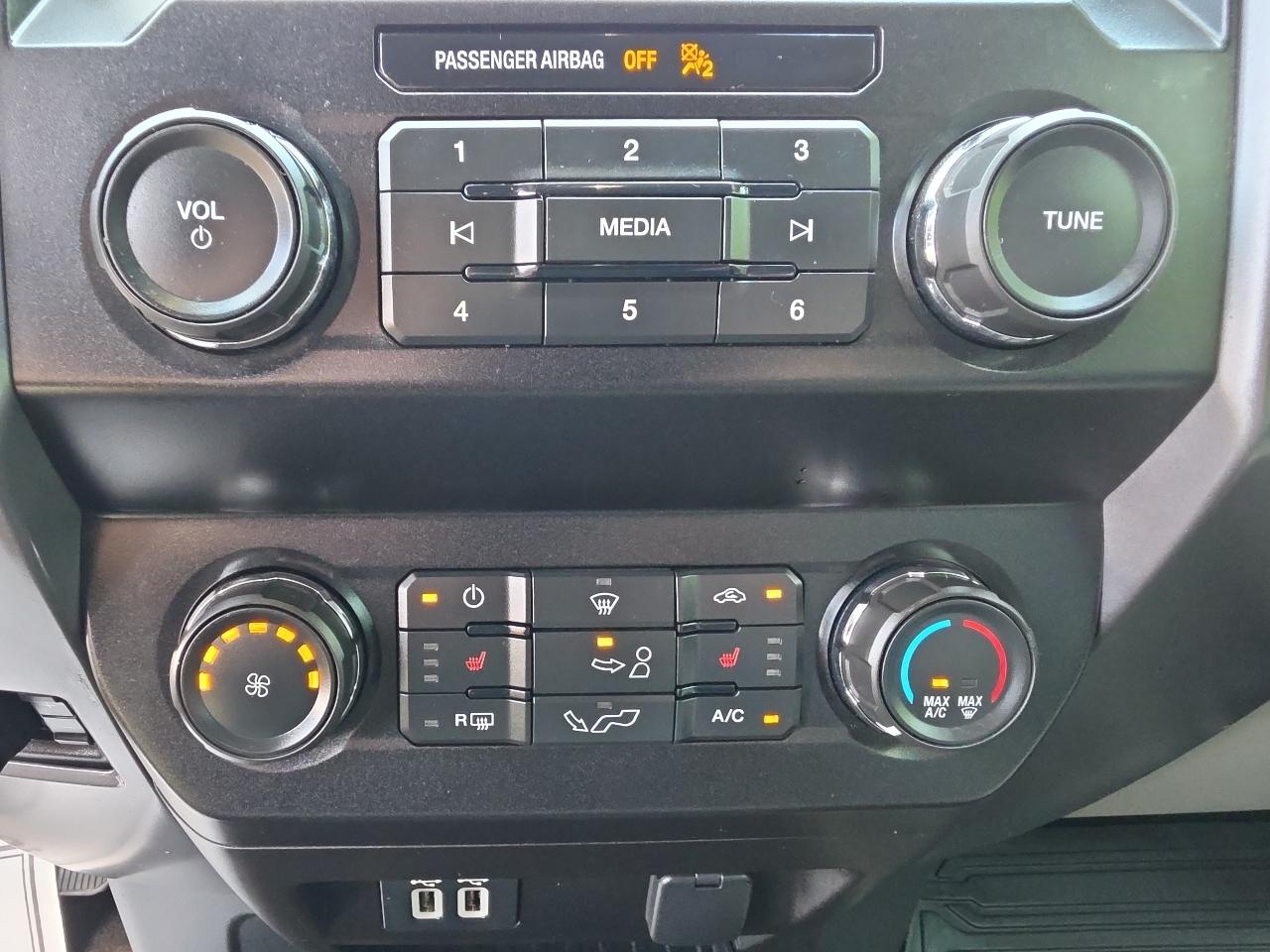 Ford F-150 XL 4WD SuperCab 6.5' Box 2019