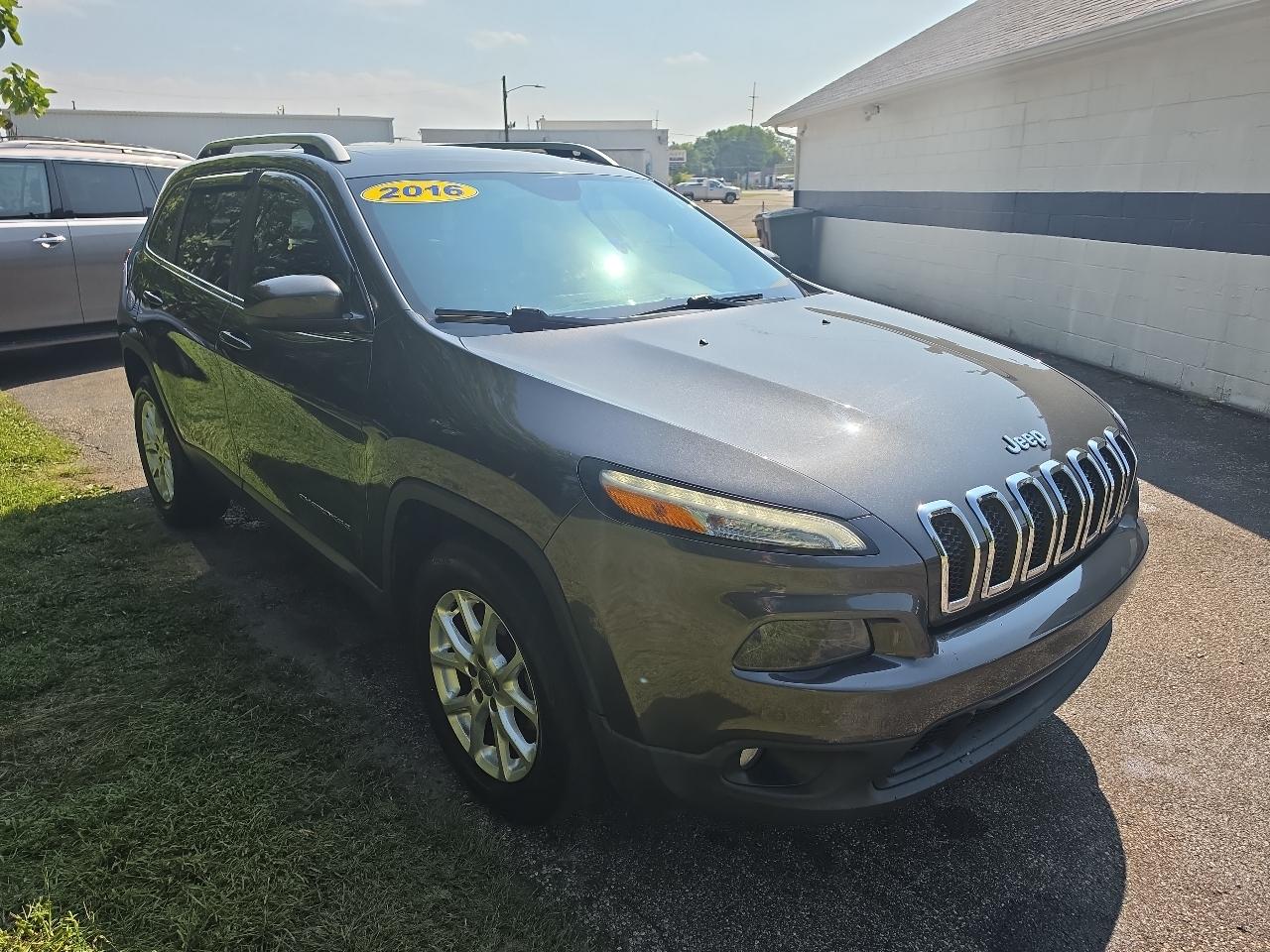 Jeep Cherokee 4WD 4dr Latitude 2016