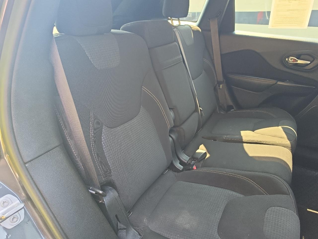 Jeep Cherokee 4WD 4dr Latitude 2016