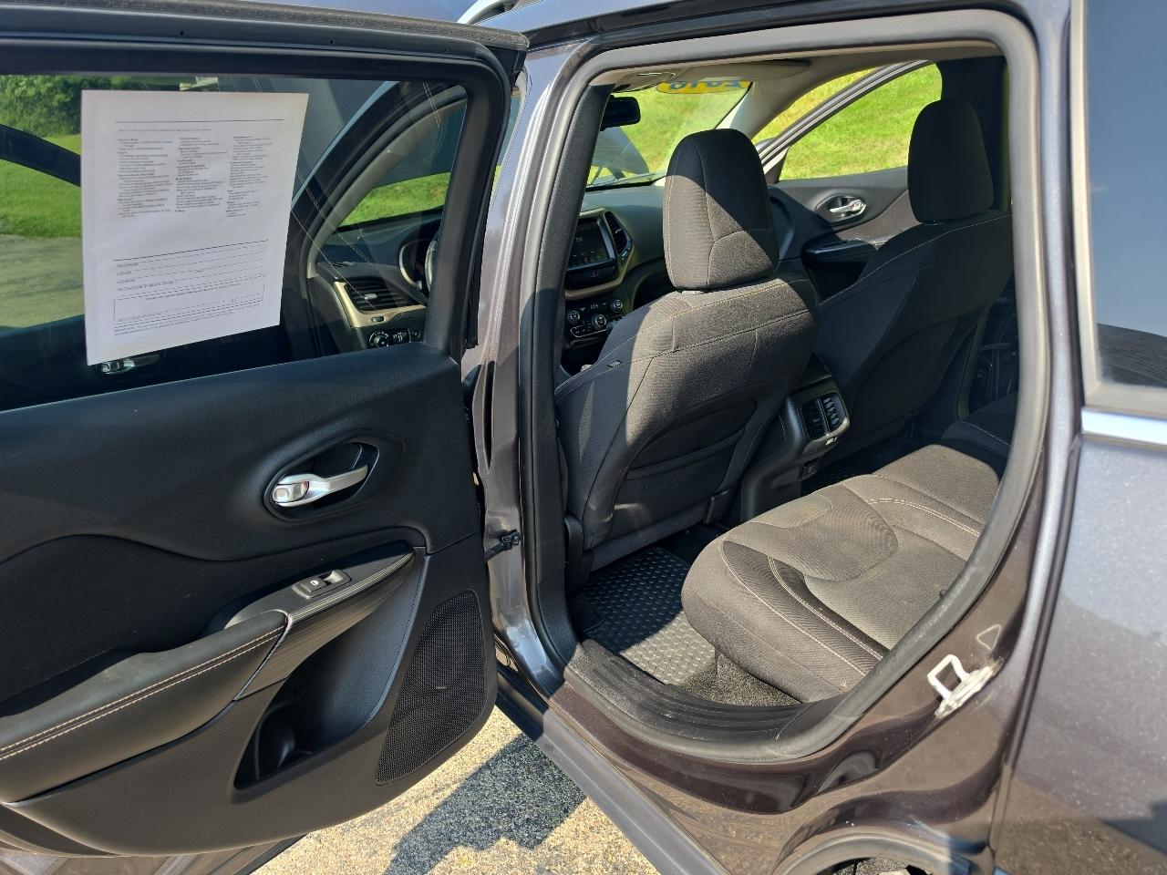 Jeep Cherokee 4WD 4dr Latitude 2016