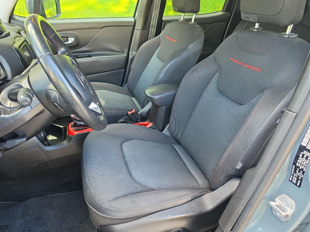 Jeep Renegade 4WD 4dr Trailhawk 2015
