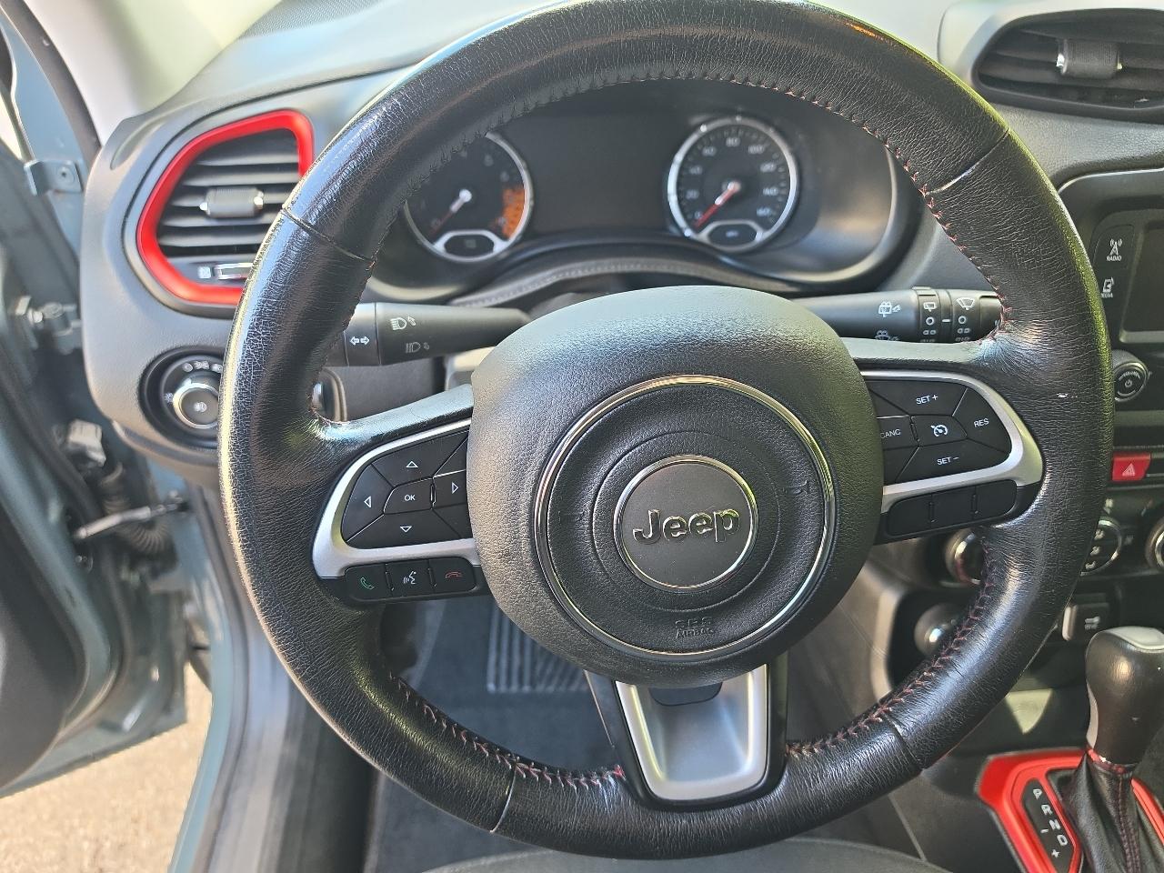 Jeep Renegade 4WD 4dr Trailhawk 2015