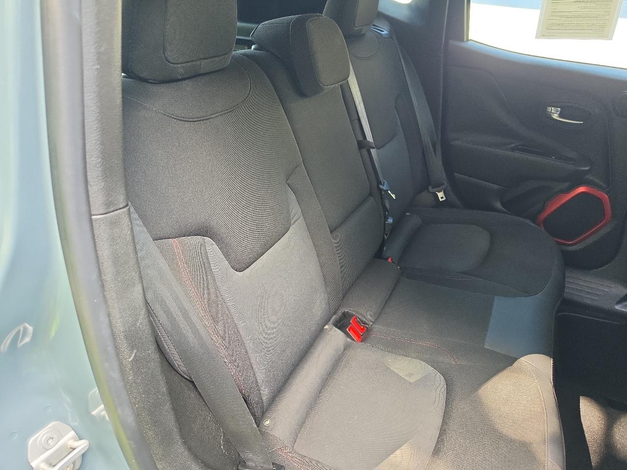 Jeep Renegade 4WD 4dr Trailhawk 2015