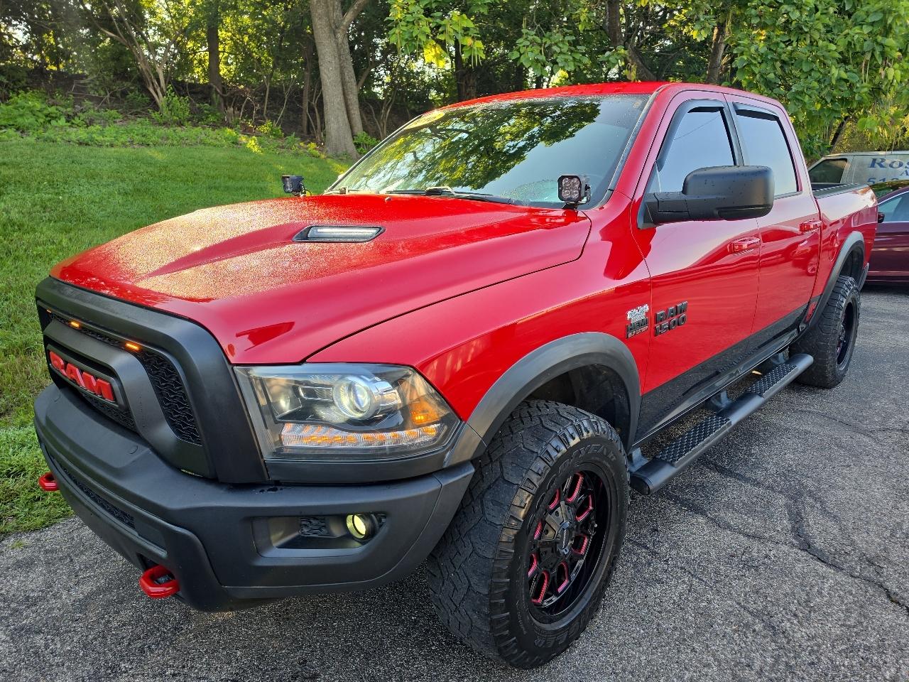RAM 1500 4WD Crew Cab 140.5" Rebel 2016