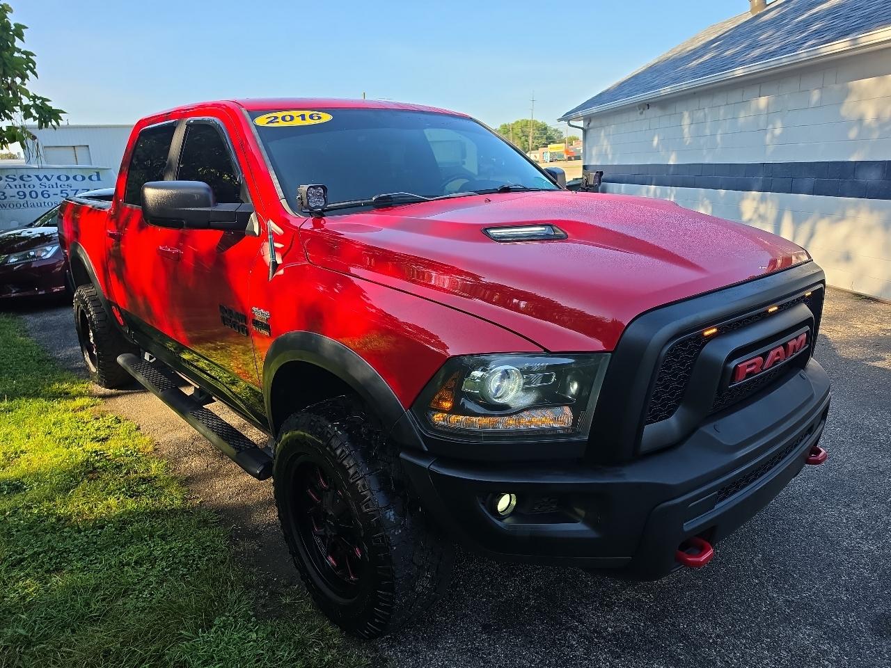 RAM 1500 4WD Crew Cab 140.5" Rebel 2016