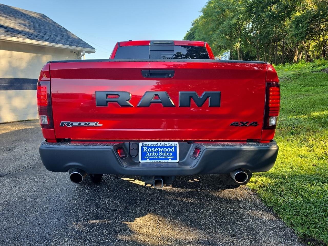 RAM 1500 4WD Crew Cab 140.5" Rebel 2016