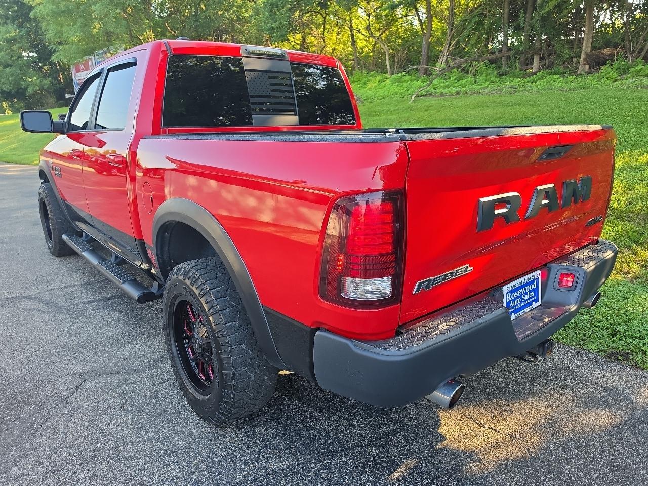 RAM 1500 4WD Crew Cab 140.5" Rebel 2016