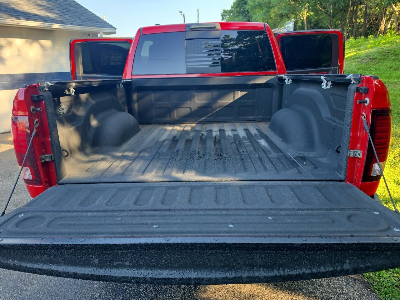 RAM 1500 4WD Crew Cab 140.5" Rebel 2016
