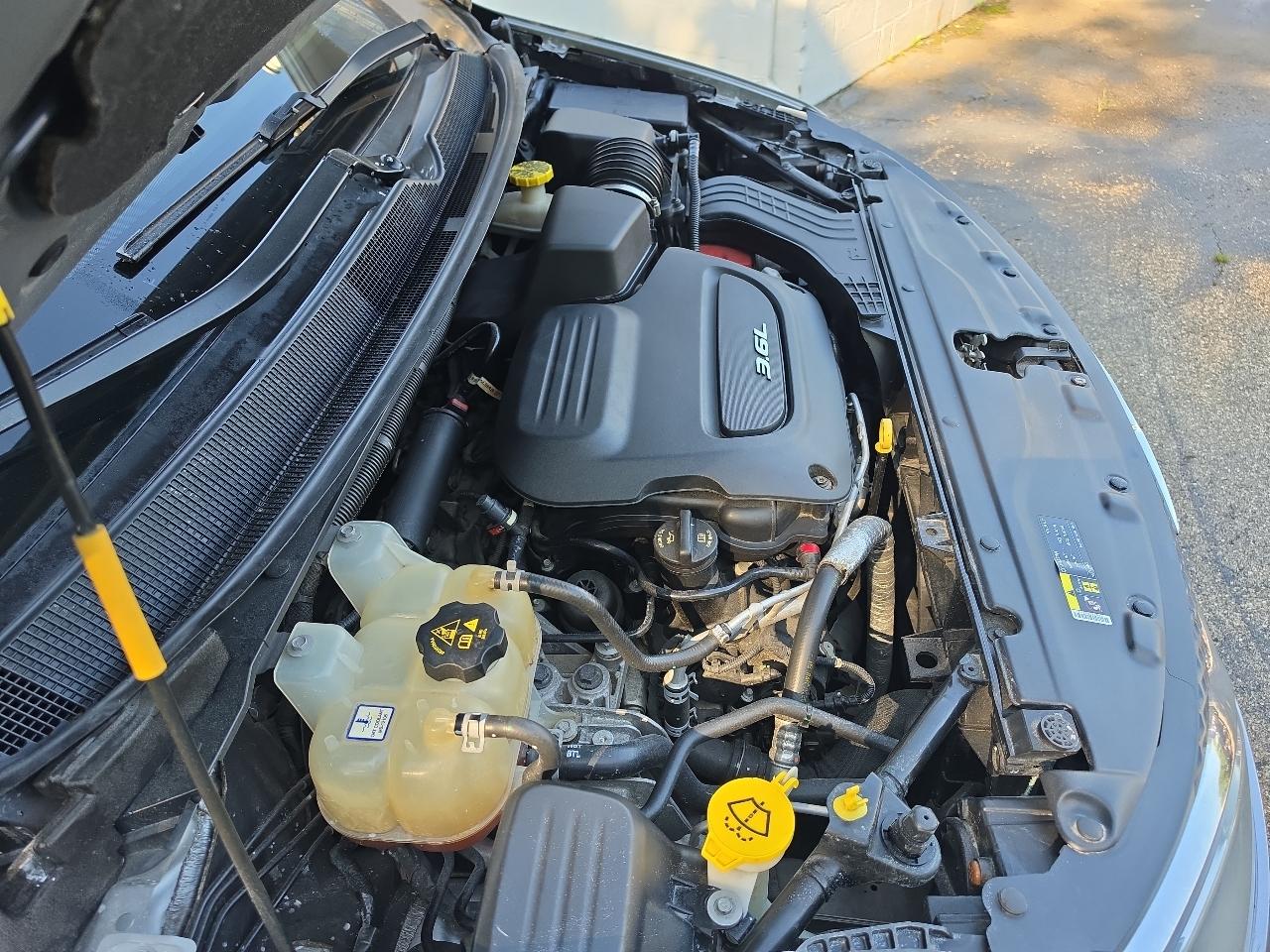 Chrysler Pacifica Touring-L FWD 2017
