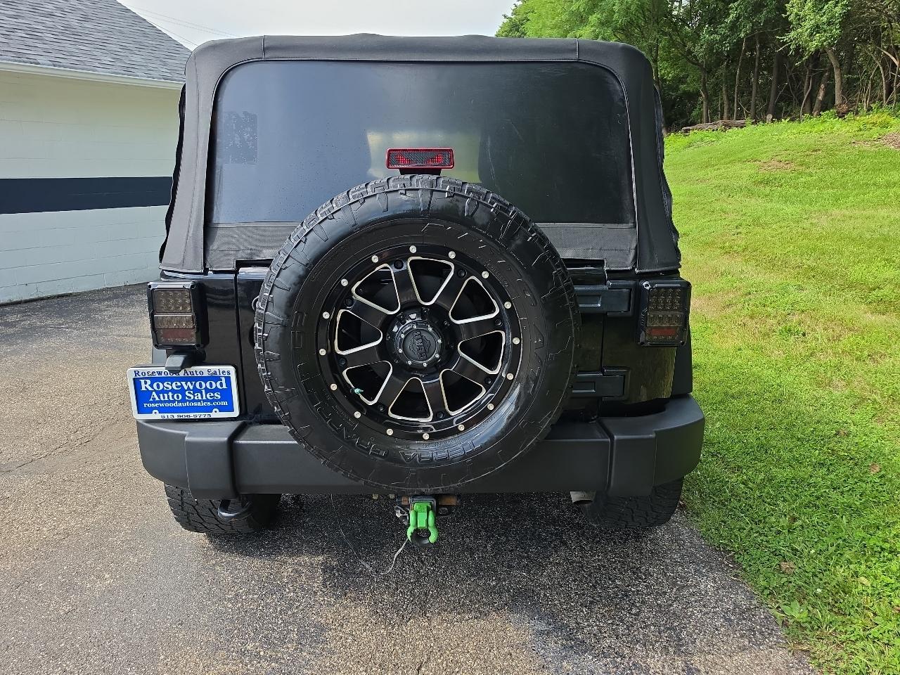 Jeep Wrangler 4WD 2dr Sport 2015