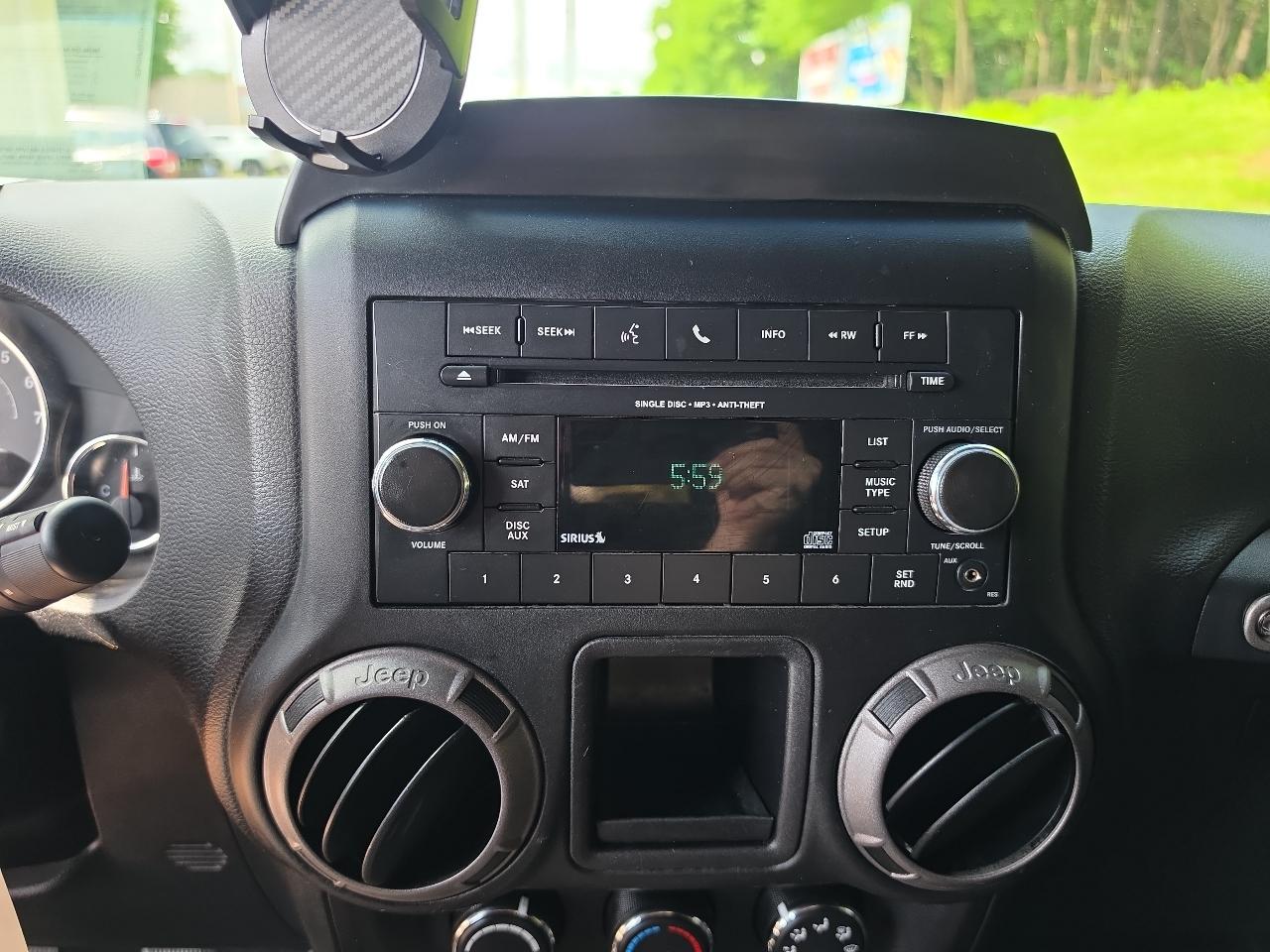 Jeep Wrangler 4WD 2dr Sport 2015