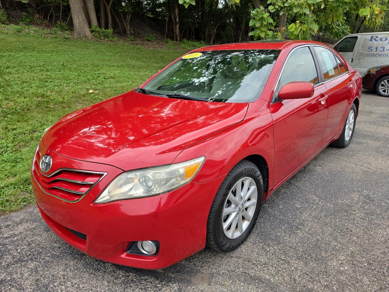Toyota Camry 4dr Sdn I4 Man LE (Natl) 2011
