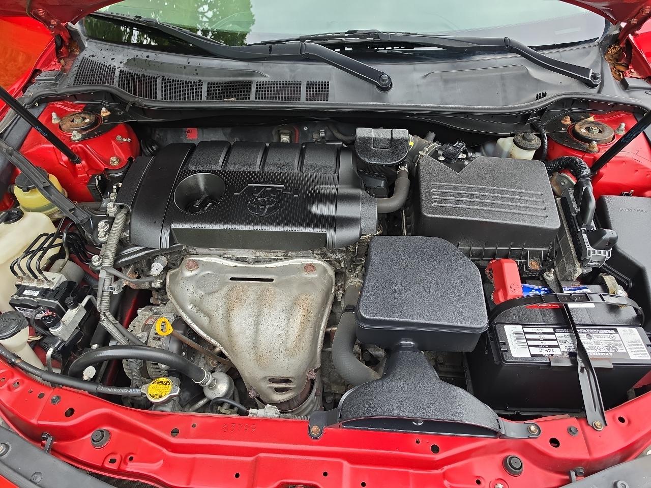 Toyota Camry 4dr Sdn I4 Man LE (Natl) 2011