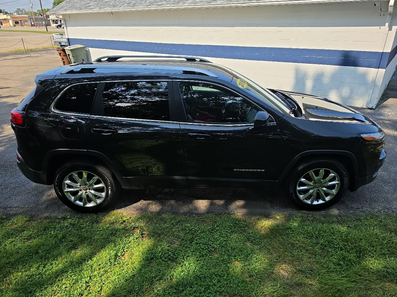 Jeep Cherokee 4WD 4dr Limited 2016