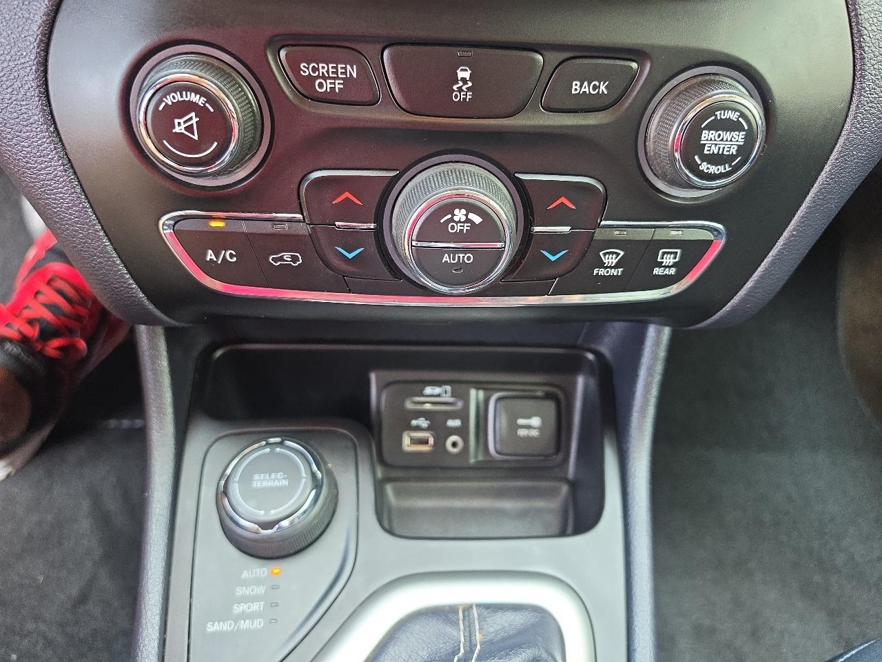 Jeep Cherokee 4WD 4dr Limited 2016