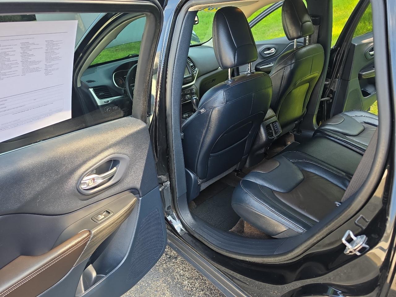 Jeep Cherokee 4WD 4dr Limited 2016