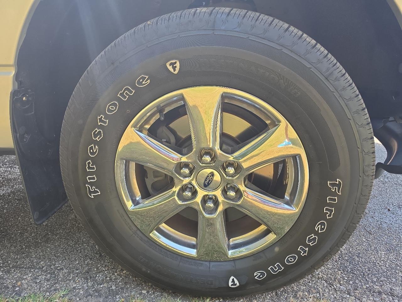 Ford F-150 4WD SuperCab 145" XL 2011