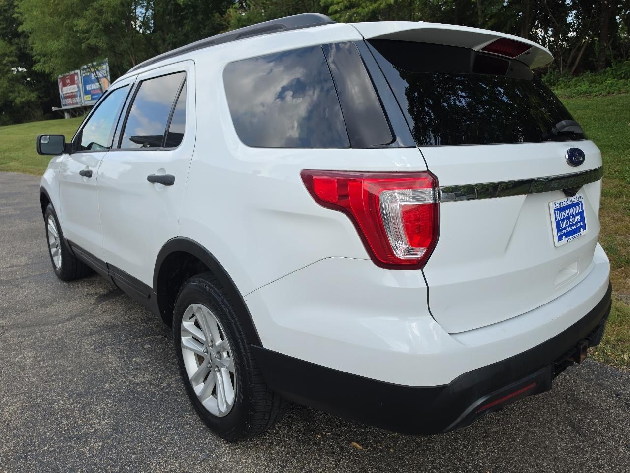 Ford Explorer Base 4WD 2017