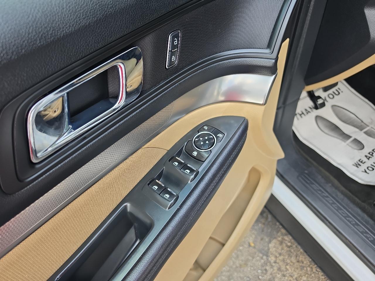 Ford Explorer Base 4WD 2017