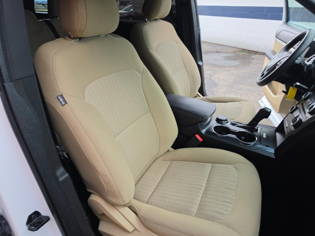 Ford Explorer Base 4WD 2017