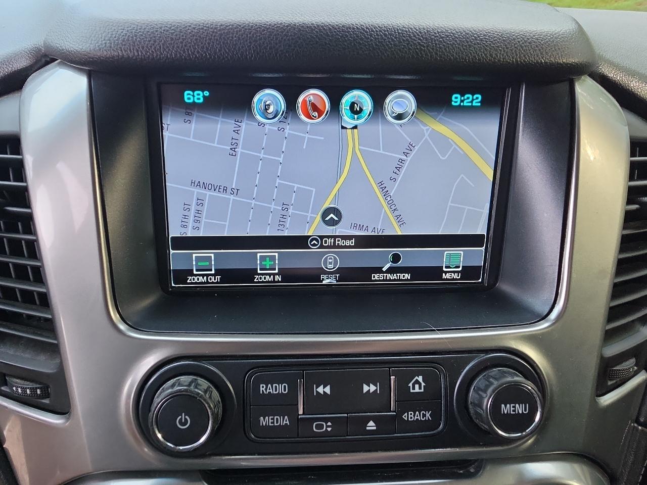 Chevrolet Suburban 4WD 4dr 1500 Premier 2017