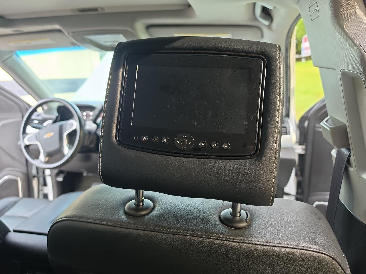 Chevrolet Suburban 4WD 4dr 1500 Premier 2017