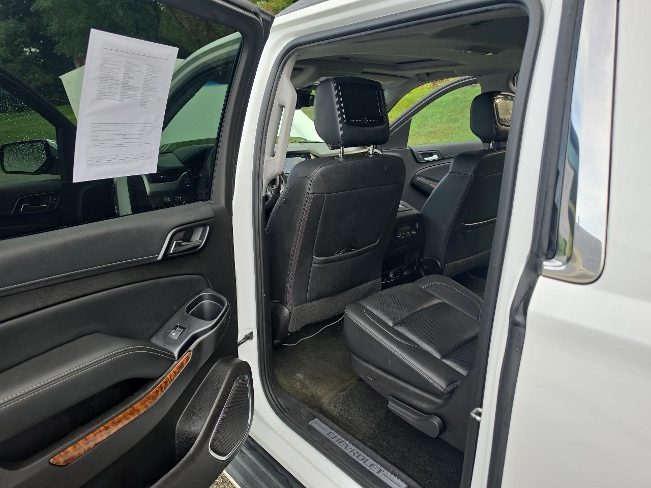 Chevrolet Suburban 4WD 4dr 1500 Premier 2017