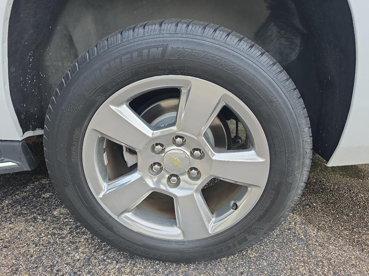 Chevrolet Suburban 4WD 4dr 1500 Premier 2017