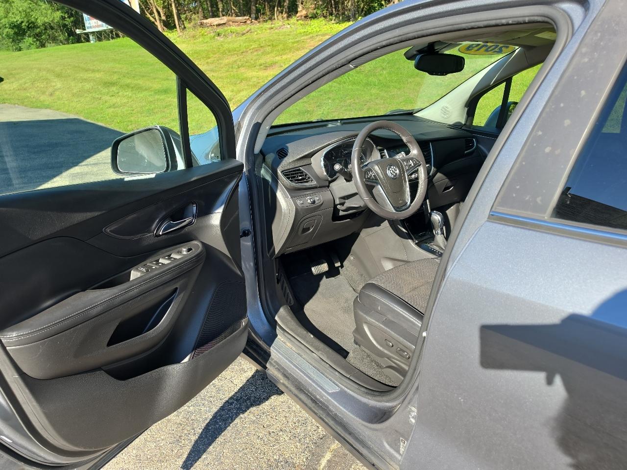 Buick Encore FWD 4dr Sport Touring 2019