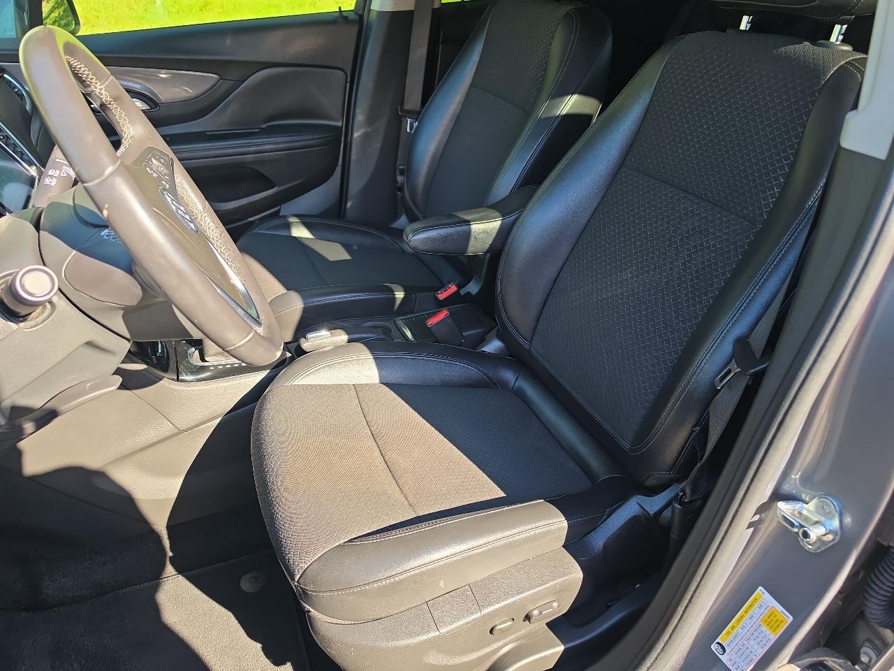 Buick Encore FWD 4dr Sport Touring 2019
