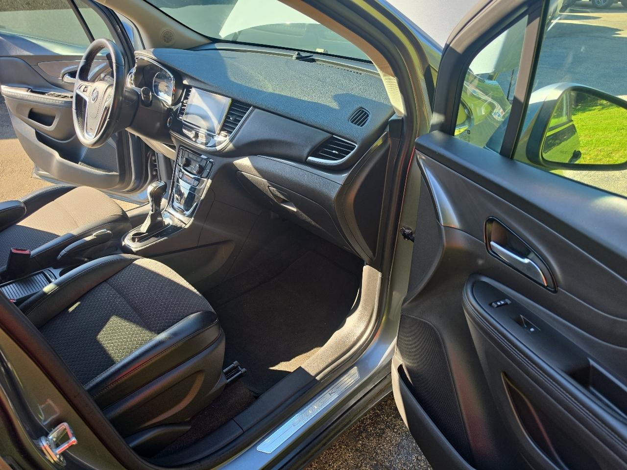 Buick Encore FWD 4dr Sport Touring 2019