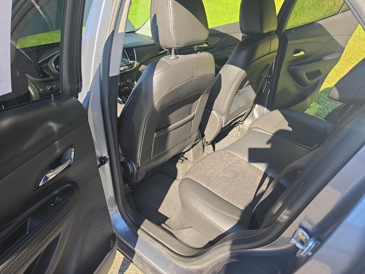 Buick Encore FWD 4dr Sport Touring 2019