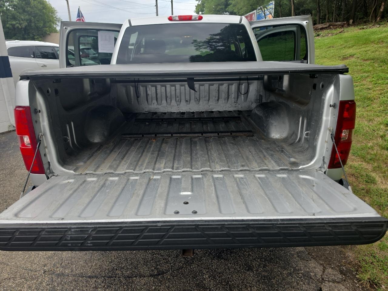 Chevrolet Silverado 1500 2WD Crew Cab 143.5" LT 2012