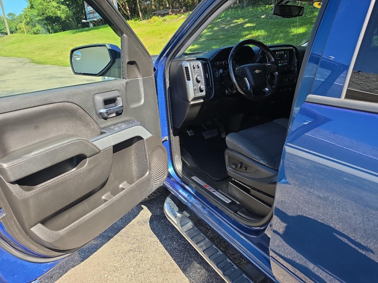 Chevrolet Silverado 1500 4WD Double Cab 143.5" LT w/2LT 2018