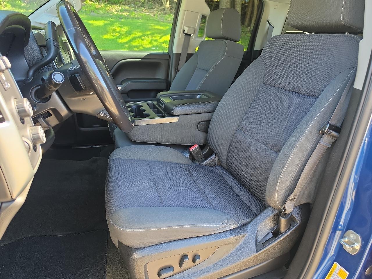 Chevrolet Silverado 1500 4WD Double Cab 143.5" LT w/2LT 2018