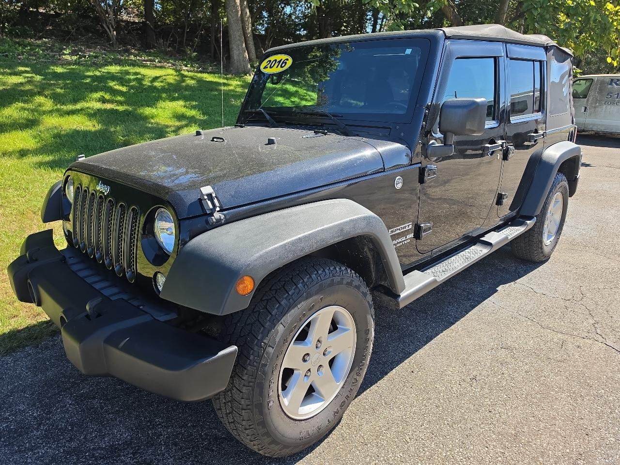 Jeep Wrangler Unlimited 4WD 4dr Sport 2016