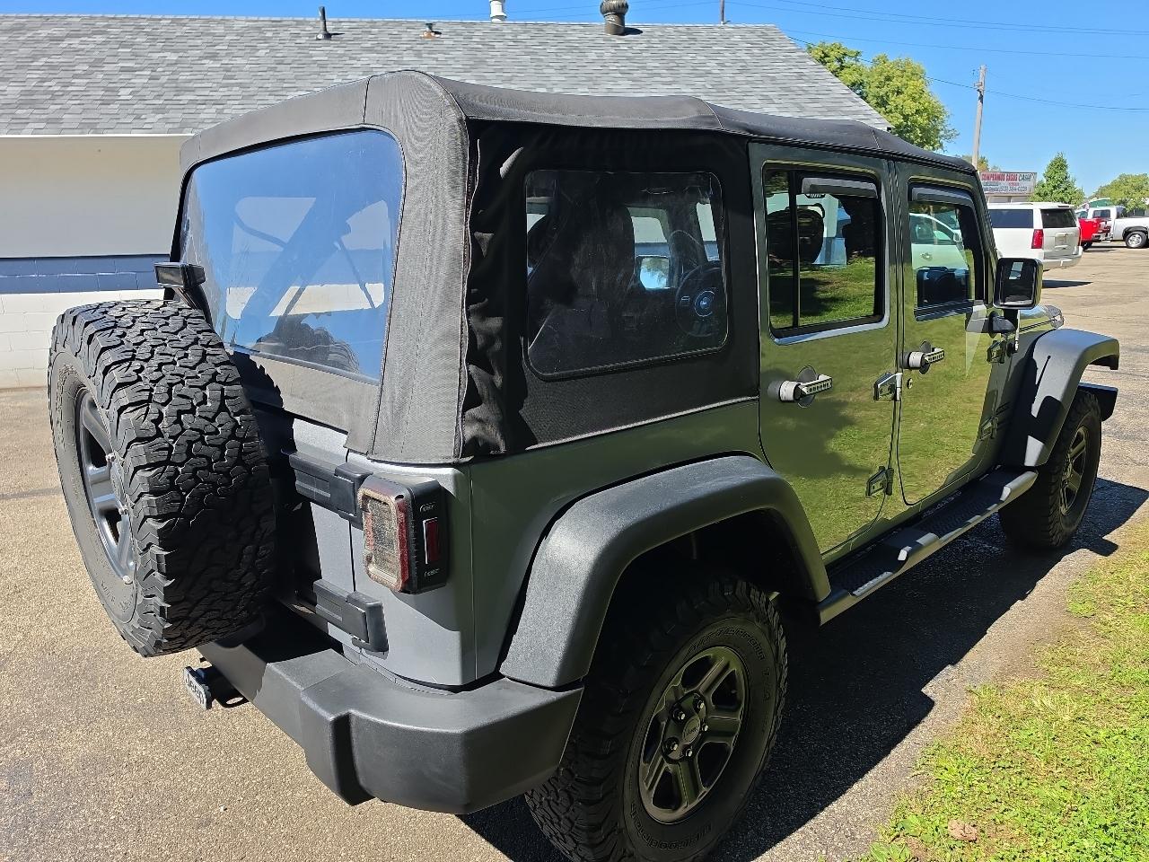 Jeep Wrangler Unlimited 4WD 4dr Sport 2015