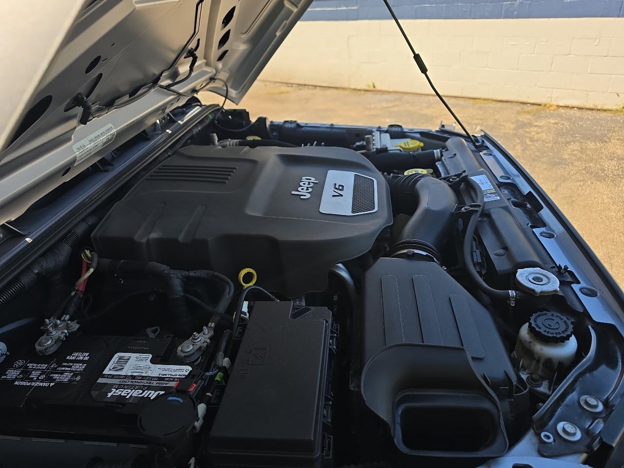 Jeep Wrangler Unlimited 4WD 4dr Sport 2015
