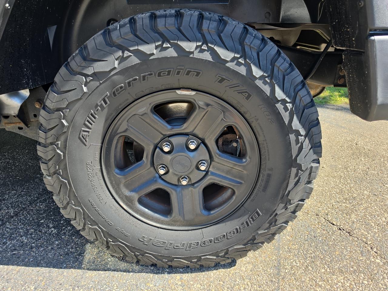 Jeep Wrangler Unlimited 4WD 4dr Sport 2015