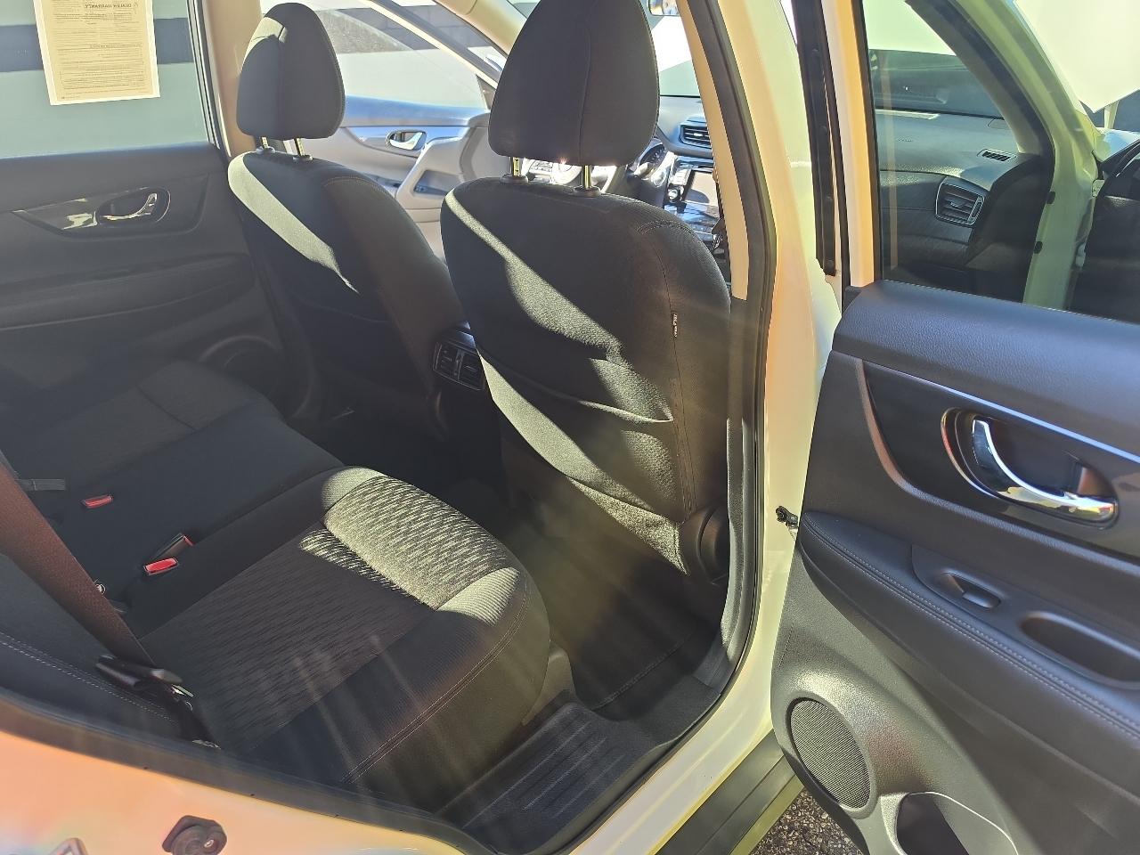 Nissan Rogue FWD SV 2020