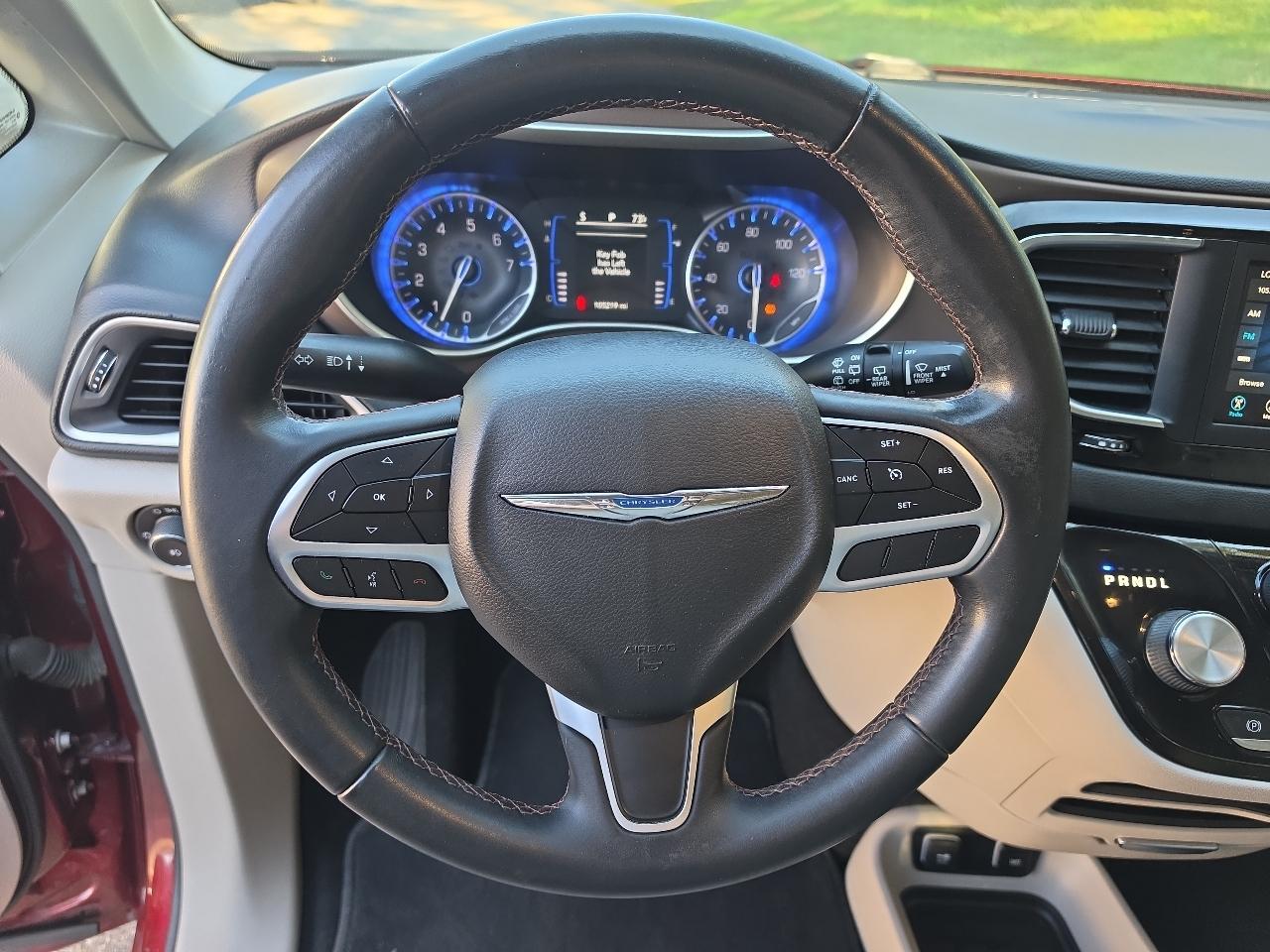 Chrysler Pacifica Touring L FWD 2018
